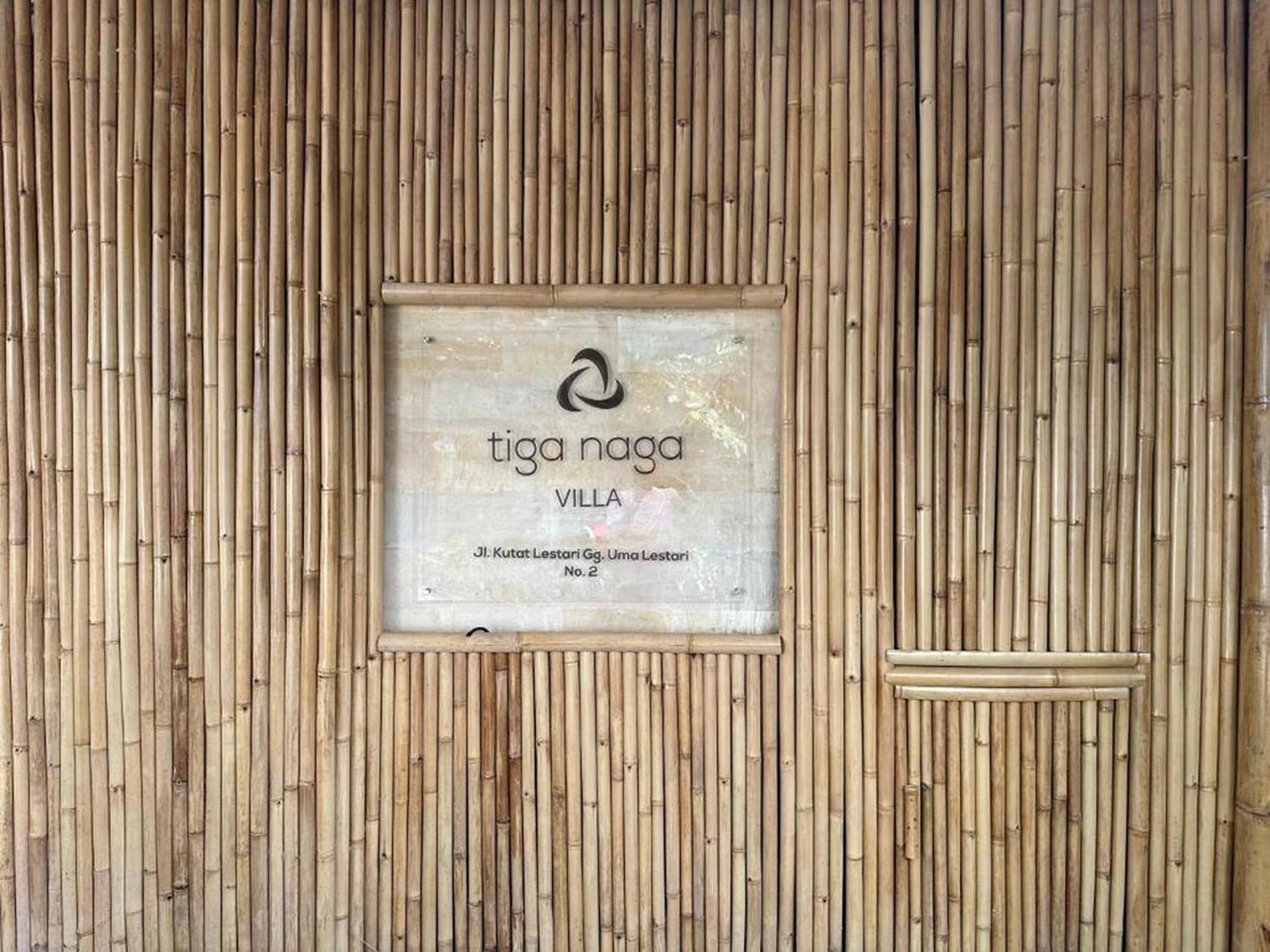 Tiga Naga Villa Denpasar Extérieur photo